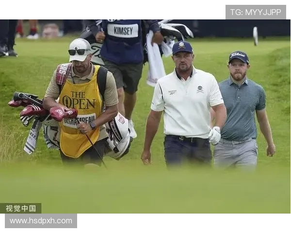 [高尔夫]凤凰城公开赛德迪领先5杆冲冠 斯皮思T2舍夫勒T10.